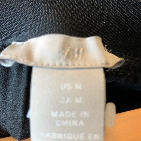 H&M Black Midi Length Pleated Skirt - Picture 5 of 6